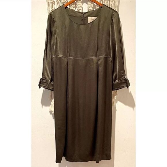 NWT Burberry Boxy Midi Dress SZ 8 Ribbed Olive Green Long Sleeve Holiday Party - Picture 1 of 12